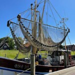 Krabbenkutter im Hafen Greetsiel